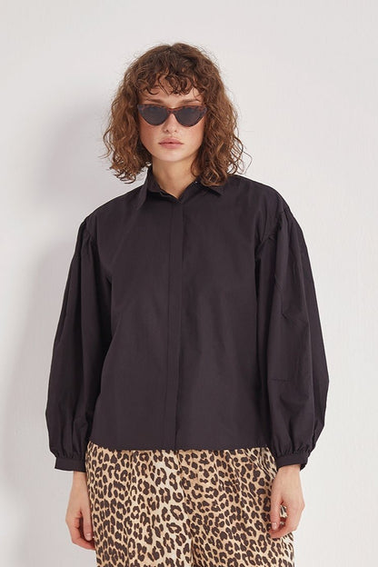 100% cotton poplin balloon long sleeve shirt